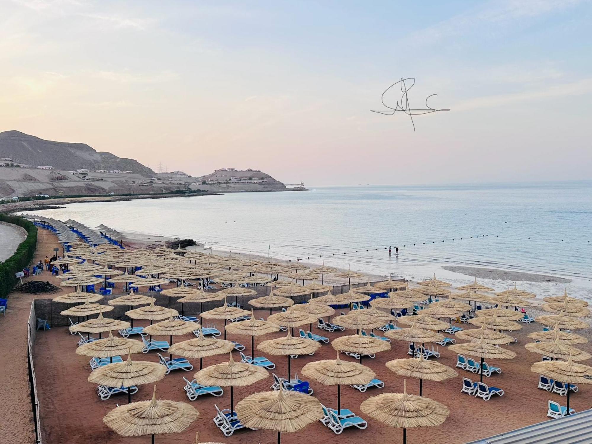 Chalet In Porto Sokhna Beach Resort Ain Sukhna Exterior foto